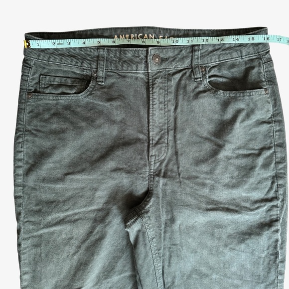 American Eagle Women’s Corduroy High Rise Mom Straight Jeans, Green, 12 Long - Picture 3 of 7